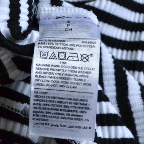NWOT Old Navy Ribbed Slim Fit Striped Black and White Cami Tank Size Small - Picture 4 of 5